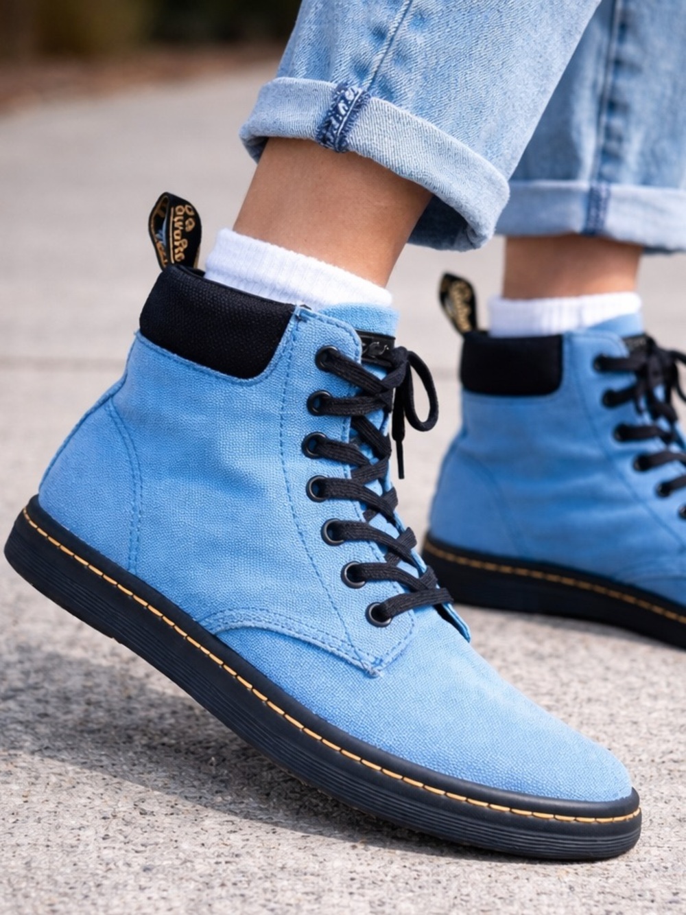 Dr. Martens Canvas Boots Blue Black Trim Women’s Size 7 Lightweight Casual